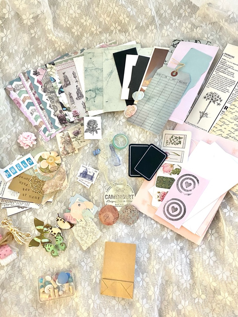 Spring Scrapbook bundle 80+ items π¦πΈ - Picture 6 of 11